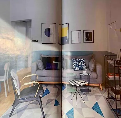 New Elegant Flat 3 Min From Station. Apartment *