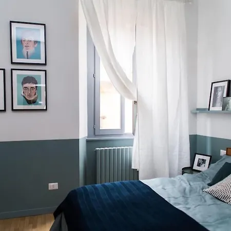 Apartment New Elegant Flat 3 Min From Station. Milan